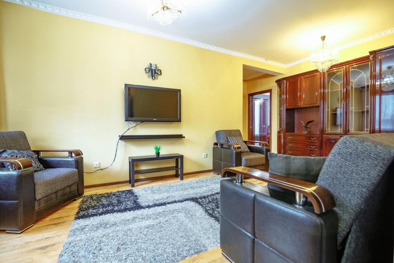 Two bedroom apartment on Syganak street 64-1 Astana Buitenkant foto