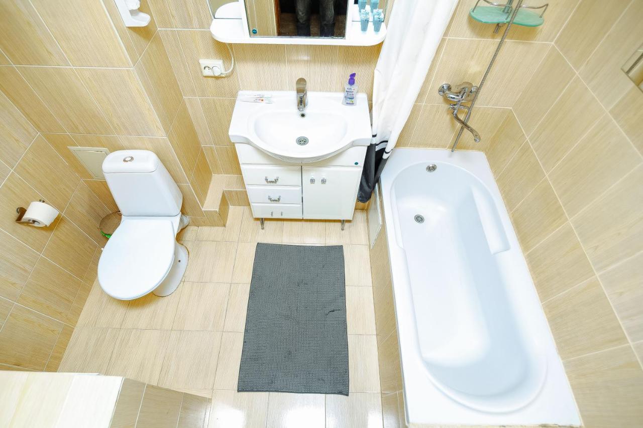 Two bedroom apartment on Syganak street 64-1 Astana Buitenkant foto